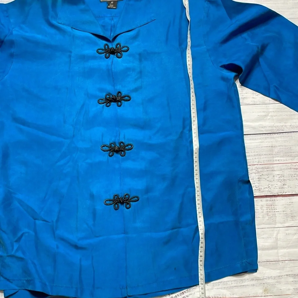 100% Silk Blue Silk Blouse with Knot Buttons - Picture 9 of 16